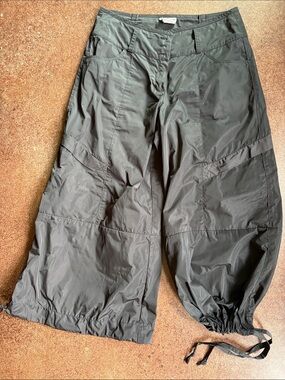 Motion parachute pants